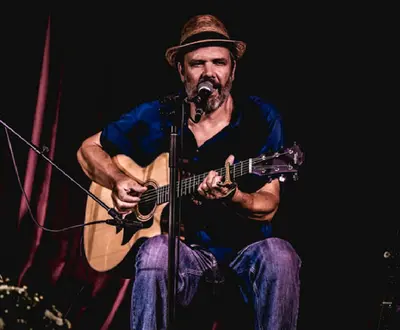 Rob Lutes