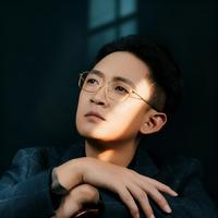 陆柒演员头像