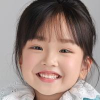 杨璐瑶演员头像