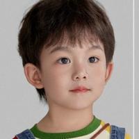 何奕霖演员头像