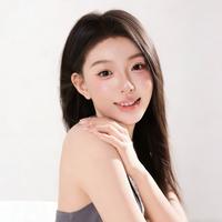 周初汐演员头  像
