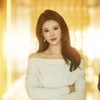 秦屿莯演员头像