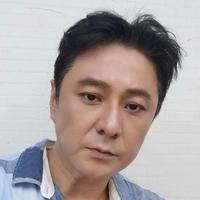 龙欣演员头像