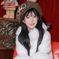 易鹭演员头像