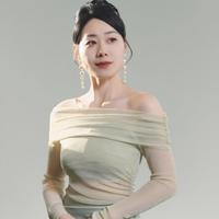 王若伊演员头像