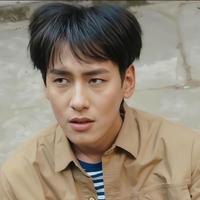 杨晨演员头像