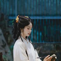 黎晗玥演员头像