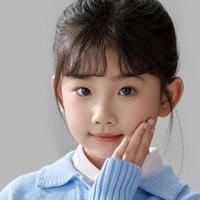 张嘉鑫演员头像