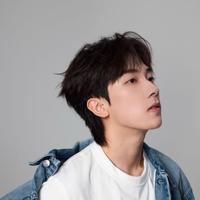周亚洲演员头像