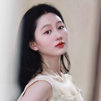 李艾玲演 员头像