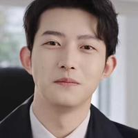 李亮演员头像