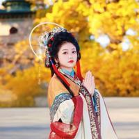 赵筠溪演员头像