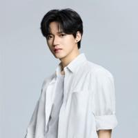 龚神札演员头像