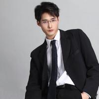 王晨阳演员头 像
