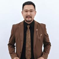 華少演员 头像