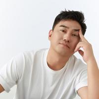 张威演员头像