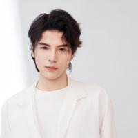 刘俊良演员头像
