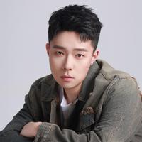 张晓飒演员头像
