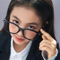 邓钰琳演员头像