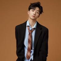 李师丞演员头像