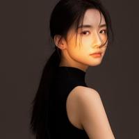 周钶臻演员头像