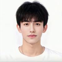 杨何一舟