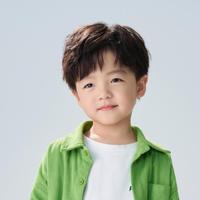 唐浩宸演员头 像