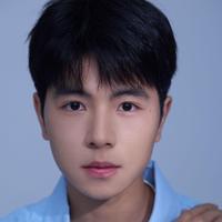 沈嘉伟演员头像