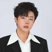 何溢辰演员头像