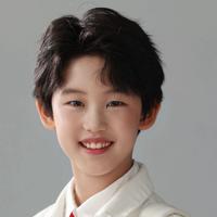 强泓森演员头像