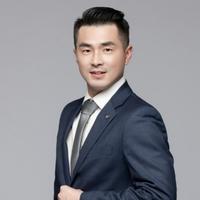 牛亮演员头 像